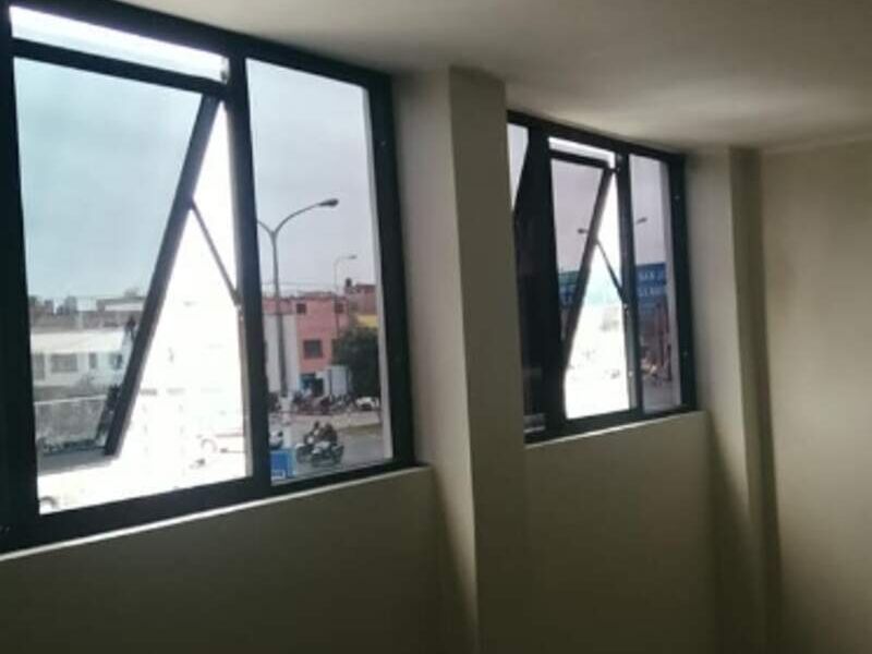 Ventana Proyectante Vidrieria Y Aluminio Jjc Construex