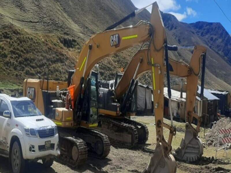 Excavadora Perù - Servicios Generales Suarez Sac | Construex