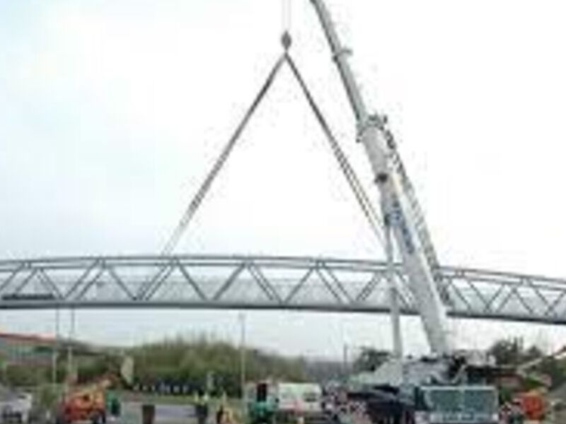 Fabricación de puentes peatonales San Isidro - CONATLANTIC | Construex