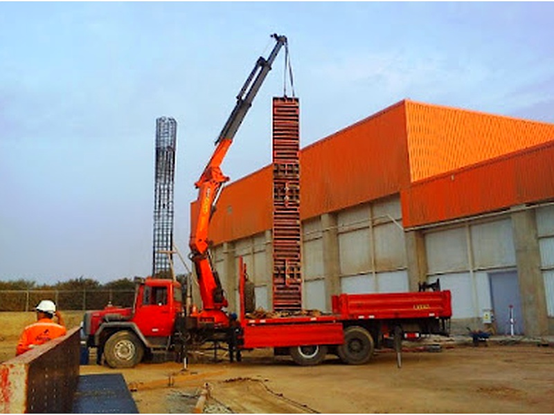Instalacion luminarias Lima altamira ingenieros Construex